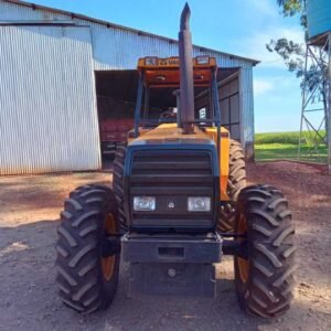 Trator Valmet - Ano 1992 - Imagem 4